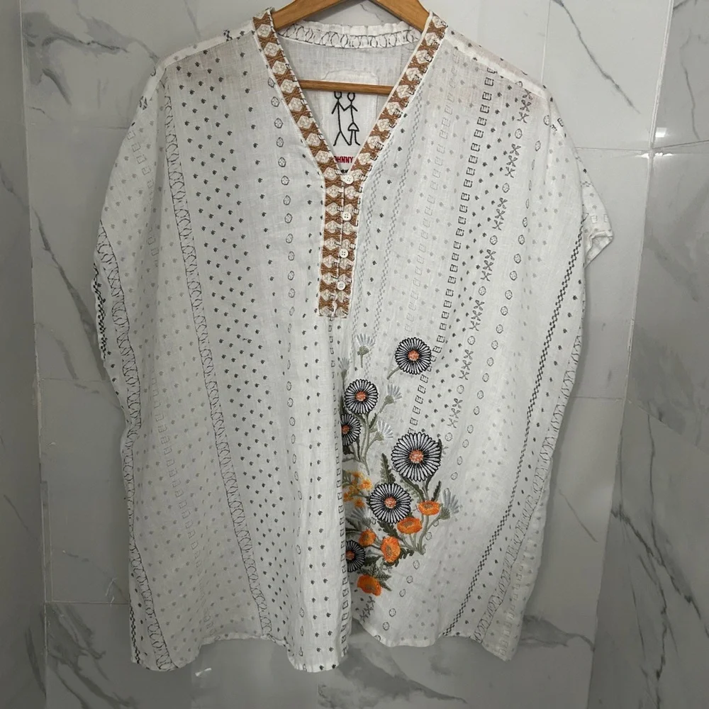 Johnny was white linen oversized blouse floral embroidered v neck line Sz xl - Picture 2 of 10